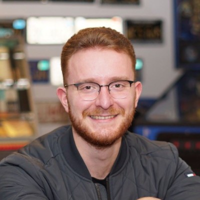 Joyce, Gründer von QUIKK Software